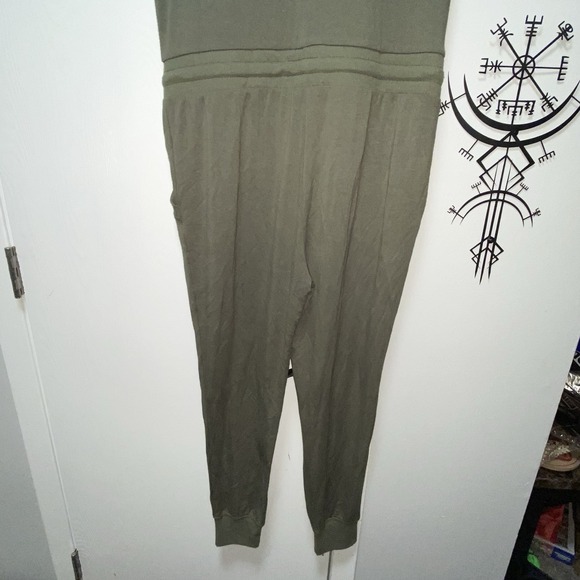 NWT Z SUPPLY THE WRAP FRONT JUMPSUIT Olive Green Medium With‎ Pockets - Picture 8 of 10